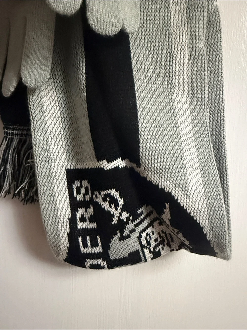 Forever Collectibles Black and Gray Raiders Knit Scarf
